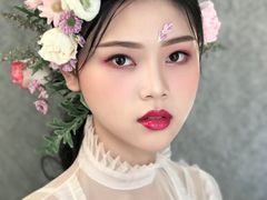 -金夫人化妆摄影职业培训学校