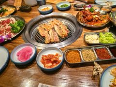 -明洞阿姨·韩式酱蟹烤肉·创意料理(三元桥店)