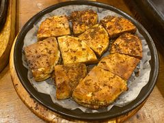 料理烤特色火烧-老东镇啤酒屋海鲜加工·蒸汽海鲜·海鲜烧烤(台东店)