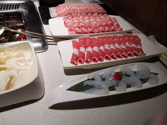 -海底捞火锅鲜切牛肉主题店(长寿路店)