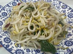醋炝绿豆芽-青年路烩面馆(绿地世纪城店)