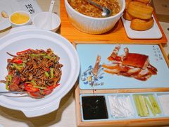 小油条配酸辣汤-味莊·青岛菜(石老人店)