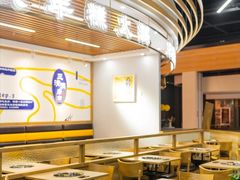 大堂-三清洞摩西韩式年糕火锅(威高广场店)