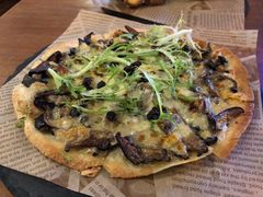 黑松露野菌脆薄饼-汐TIDE融合西餐吧