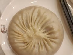 陈士荣蟹黄汤包-鸿运酒楼