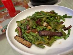 -年辉渔村·非遗传承餐厅(新丰江店)