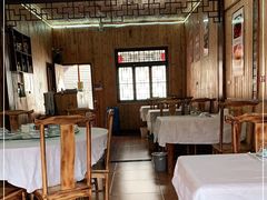 大堂-邱记私房菜·十八年本地菜