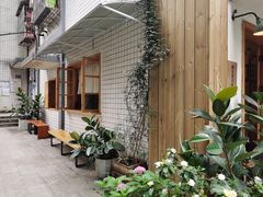 -懒鱼时光馆(沙坪坝店)
