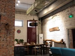大堂-苹果树下艺术餐厅(宋庄店)