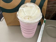 -星巴克(天津站13检票口)