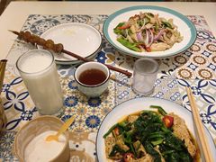 -阿拉丁新疆风味餐厅·清真(罗廊巷店)