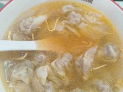 -小杨生煎(金山百联购物中心3楼店)