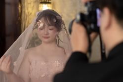 -都市丽人婚纱摄影