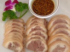 -建豪美食山庄