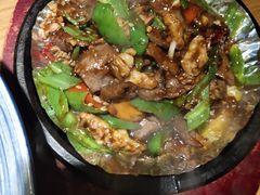 铁板爆三样-小土豆北方菜馆(文慧园店)