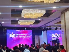 -锦龙国际酒店(天津奥体中心华苑地铁站店)