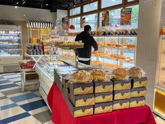 -85度C(生甜甜圈研究工坊·上海平凉店)
