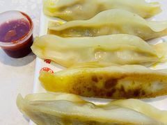 牛肉锅贴-晚晴楼风味轩