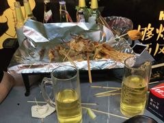 -何师烧烤Pro ·江湖川菜·小龙虾·精酿(太古里旗舰店)