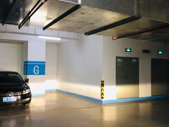 场地-新世界新丸中心-地下停车场