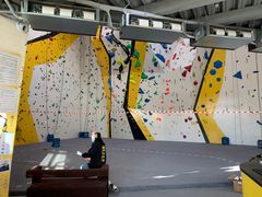 -问山MountQuest攀岩馆