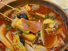 -成都你六姐·牛肉冒菜(上海环宇荟店)