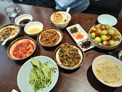 -湖畔鲁菜·二十年老字号餐厅(大明湖店)
