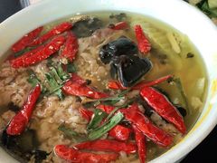 酸汤煮极品肥牛-柒园·三十年创意杭帮菜(龙湖滨江天街店)