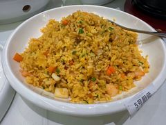 -万龙洲海鲜(大兴绿地缤纷城店)