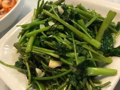 -烟雨人家(塔湾街店)