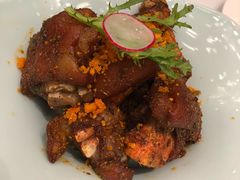 香烤飘香猪蹄-雀蓝川菜(奥体广场店)