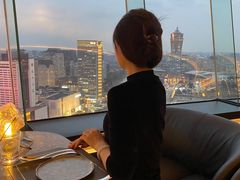 -Hi City·城市之巅