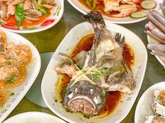 -四川小胡子海鲜(丁村万人海鲜广场店)