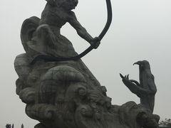 -巴陵广场