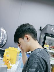 -藤野造型烫染·漂发