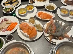 -遇上西雅图多融合海鲜自助餐厅(中房金谊广场店)
