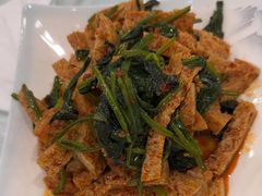 -马尔龙新疆饭店·清真(瑞景店)