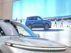 -理想汽车(世纪汇店)