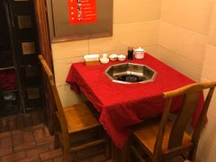-山城年华老火锅(玉林店)