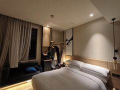 -上海浦东中心万枫酒店