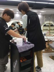 -康康时尚烫染