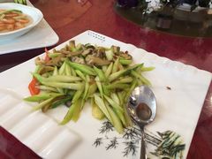 -宝界普菲特湖畔酒店