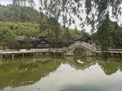 -灵岩山风景区