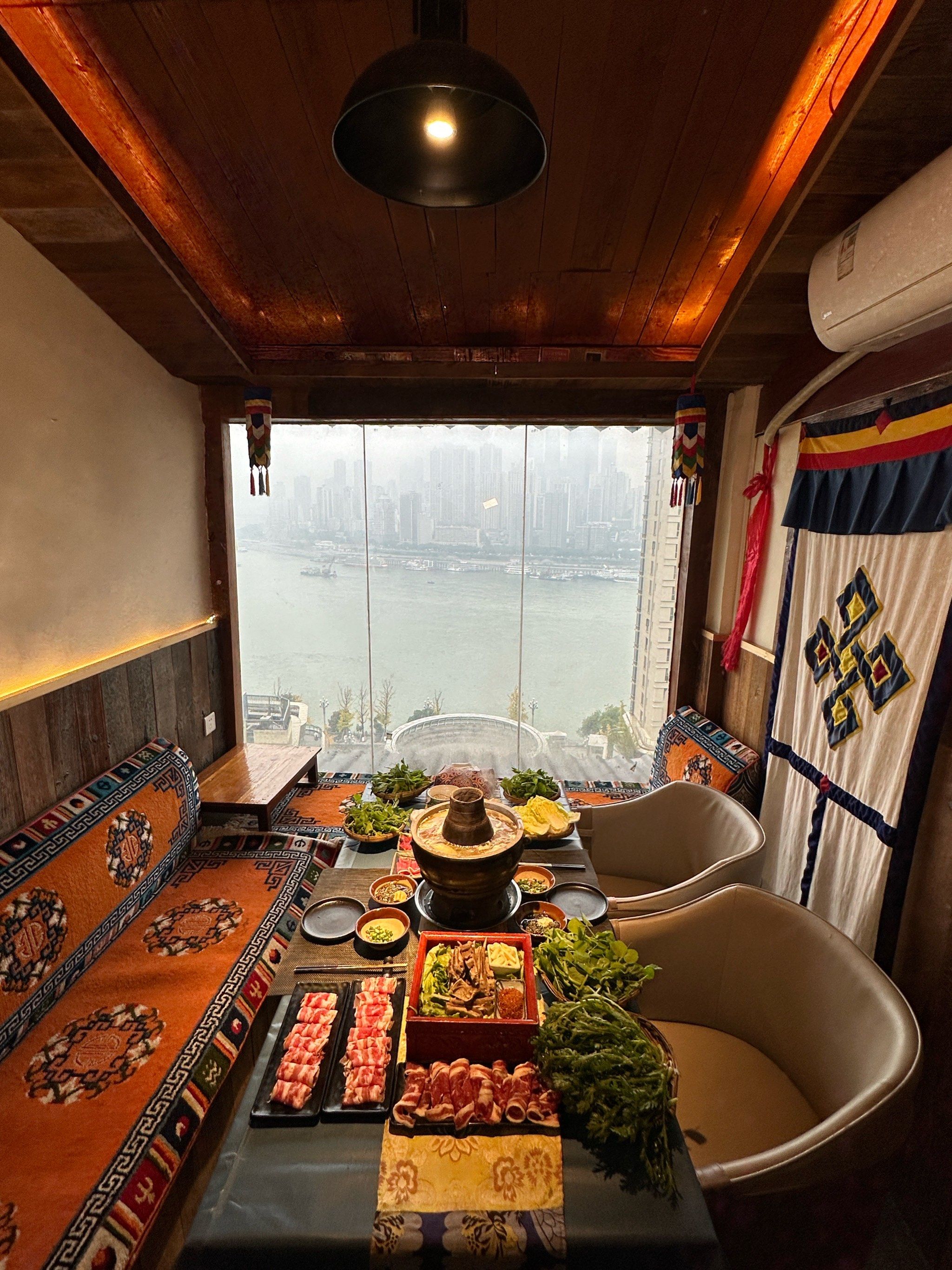 黄小蕾到底是怎么找到这家地道藏式火锅的‼️