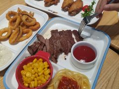 -菲滋意式餐厅(金华银泰城店)