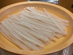-龍歌自助小火锅(市南金茂湾店)