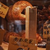 网红街的精酿餐酒吧