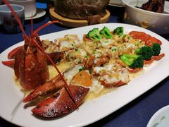 蒜蓉蒸波斯顿龙虾-维园悦谱·海派家常菜(乌鲁木齐南路店)