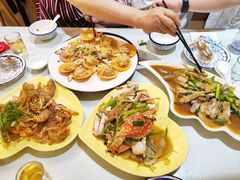 -覃记海鲜美食餐厅