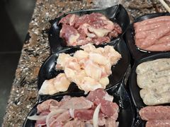 -啊美丽炭火烤肉(滑翔一店)